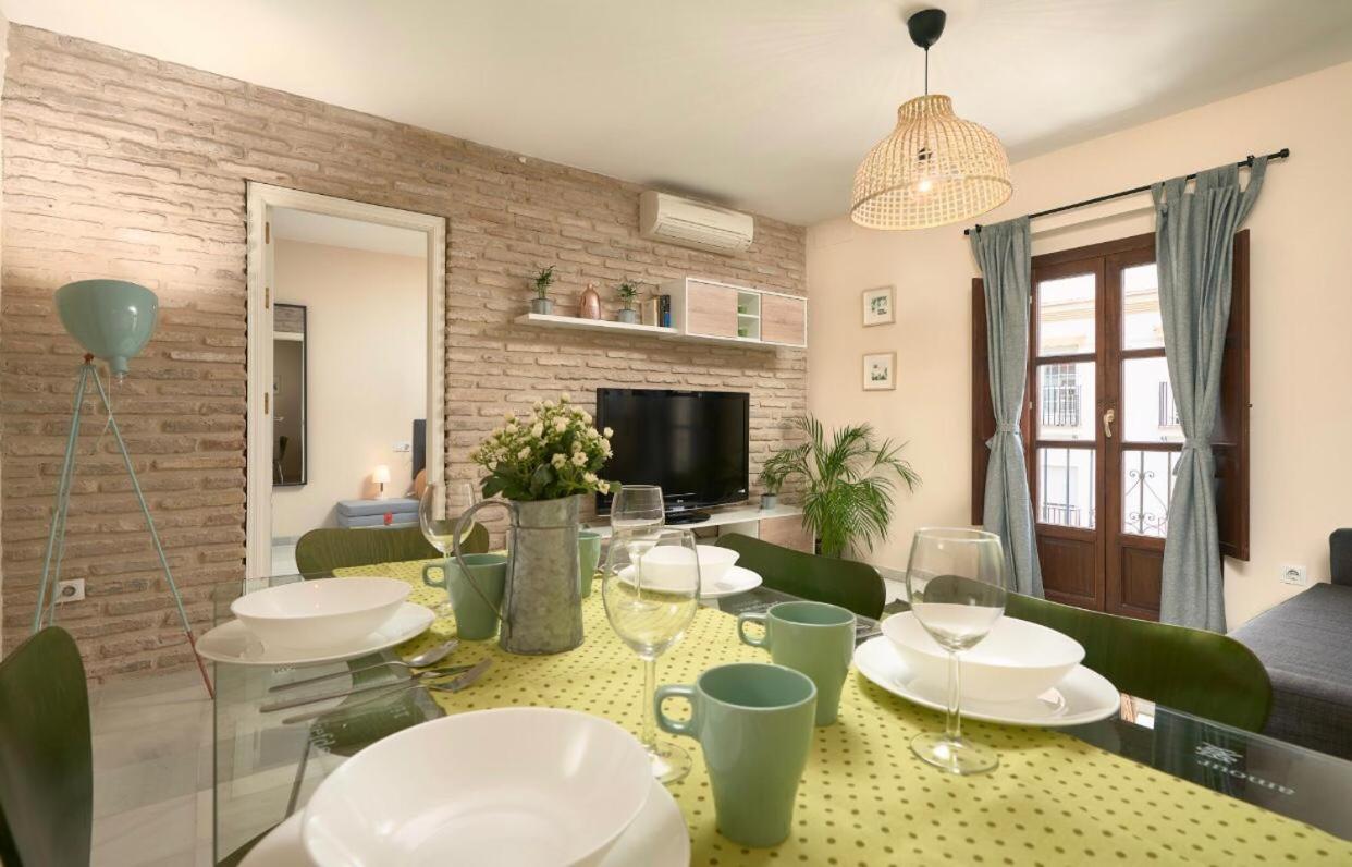 Apartamentos Y Lofts En Triana Seville Exterior photo